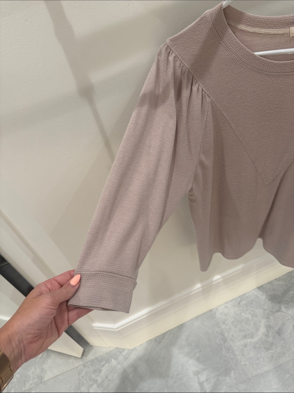 Mauve Puff-Sleeve Knit Tee - Picture 3 of 4